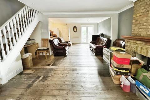 2 New Road, Eythorne, Dover, CT15 4DF
