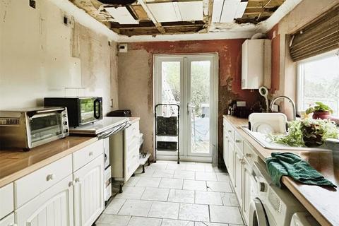 2 New Road, Eythorne, Dover, CT15 4DF