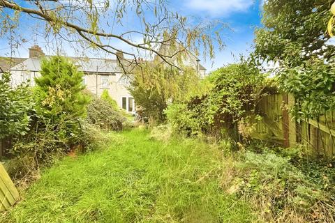 2 New Road, Eythorne, Dover, CT15 4DF