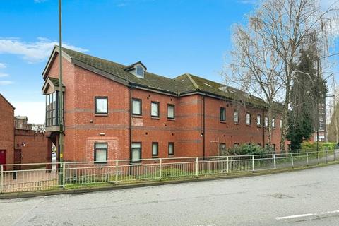 Flat for sale, Worcestershire DY11