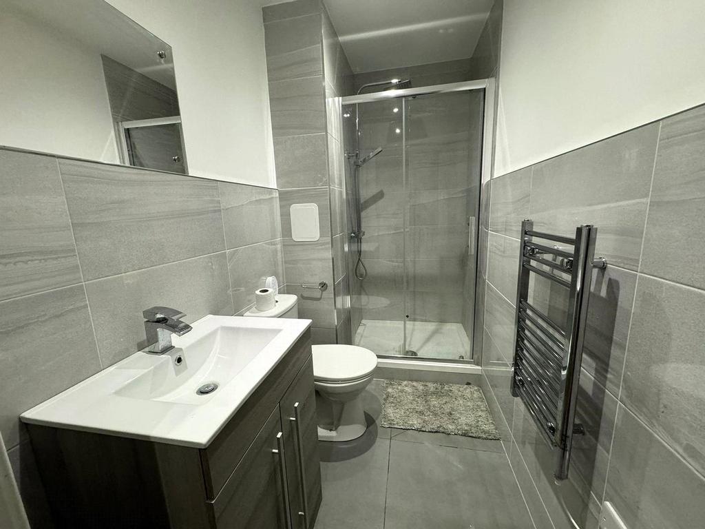 Apt 5