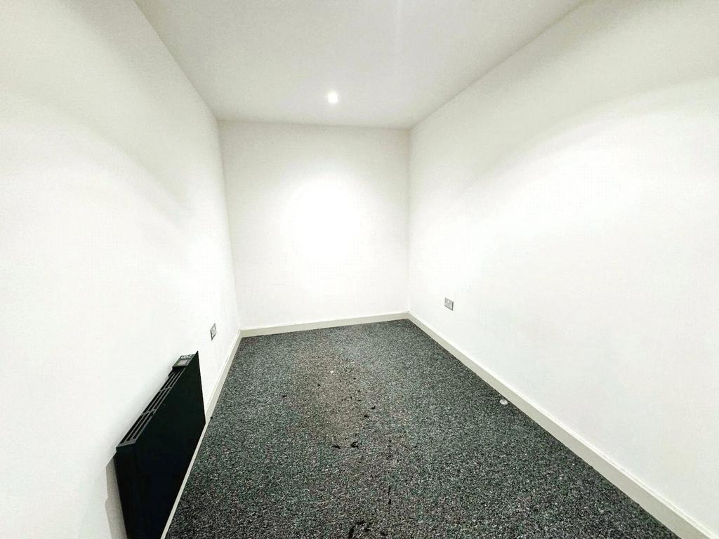 Apt 13