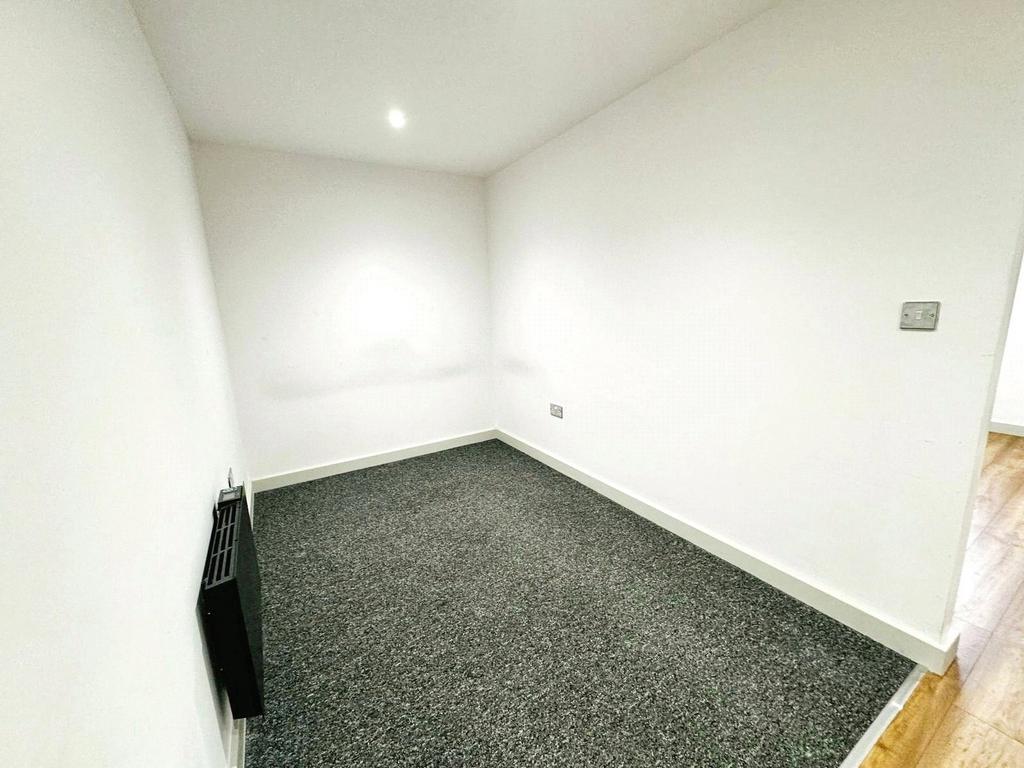 Apt 15