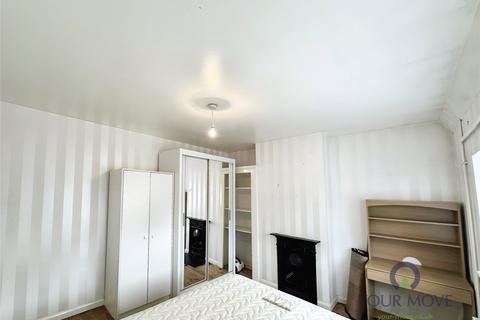 2 bedroom maisonette to rent, Kingsground, London SE9