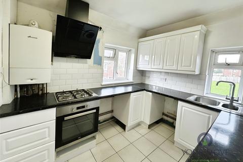 2 bedroom maisonette to rent, Kingsground, London SE9