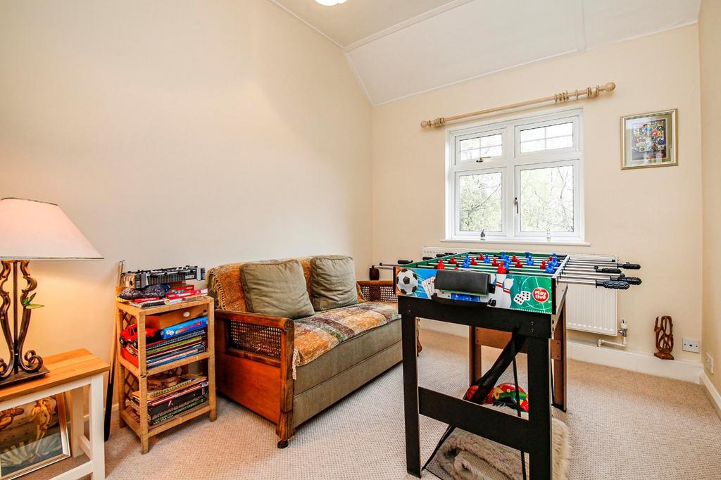 Ground Floor Bed 2