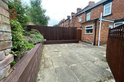 2 bedroom terraced house to rent, Brinckman Street, Barnsley