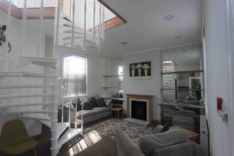 3 bedroom house to rent, DATCHET, MANOR HOUSE LANE
