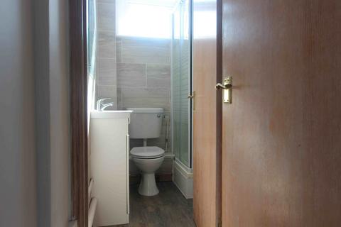 3 bedroom house to rent, DATCHET, MANOR HOUSE LANE