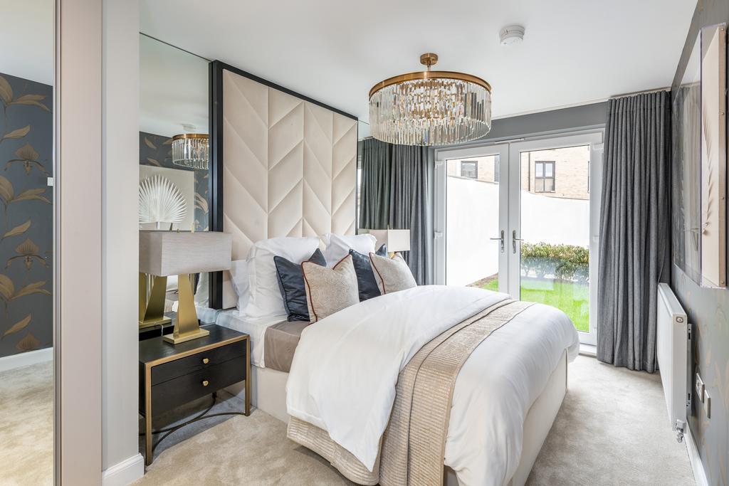 Bedroom in 3 bedroom apartment