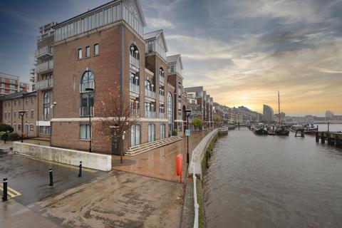 2 bedroom apartment for sale, Molasses House, London