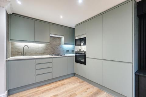 2 bedroom apartment for sale, Molasses House, London