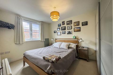 2 bedroom flat for sale, New North Road, Exeter EX4