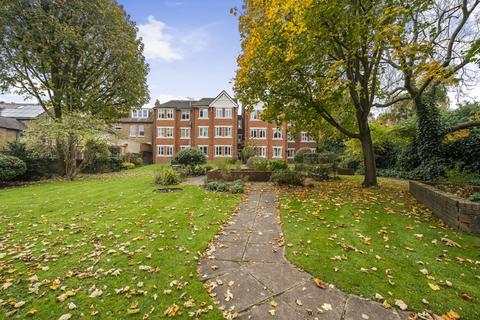 1 bedroom apartment for sale, Blakesley Avenue, London