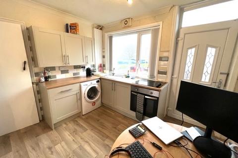 2 bedroom terraced house for sale, Wycliffe Road, SHIPLEY BD18