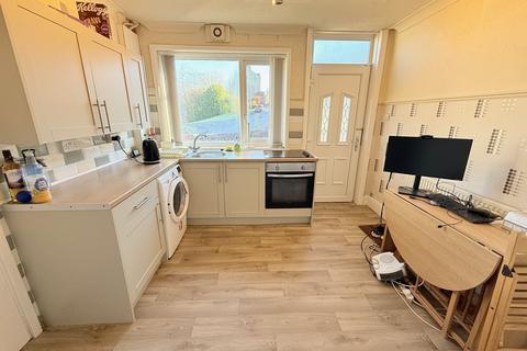 2 bedroom terraced house for sale, Wycliffe Road, SHIPLEY BD18