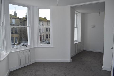 Studio to rent, Selborne Road, Hove, East Sussex, BN3 3AL