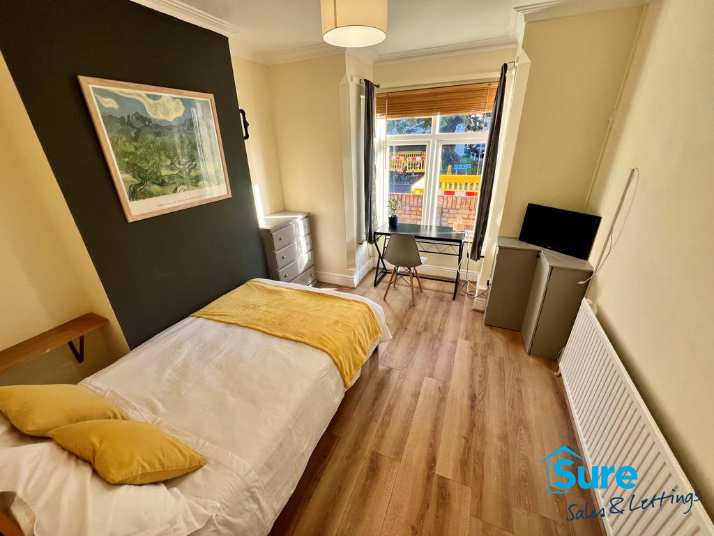 Downstairs bedroom