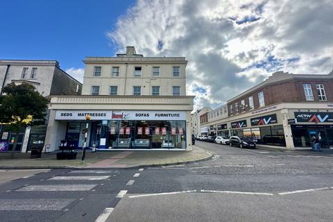 2 bedroom flat to rent, Sandgate Road, Folkestone, CT20