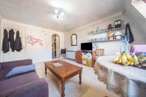 2 bedroom flat for sale, Newbury,  Berkshire,  RG14