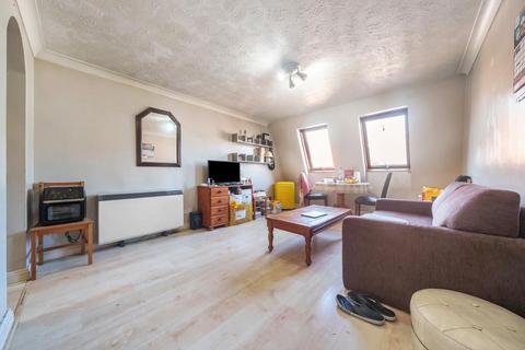 2 bedroom flat for sale, Newbury,  Berkshire,  RG14