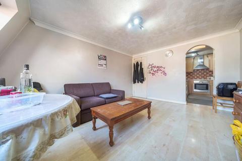 2 bedroom flat for sale, Newbury,  Berkshire,  RG14