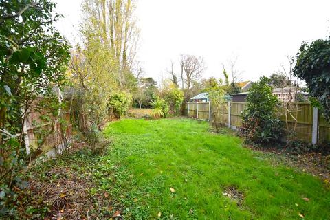 4 bedroom semi-detached house for sale, Ashingdon Road, Rochford