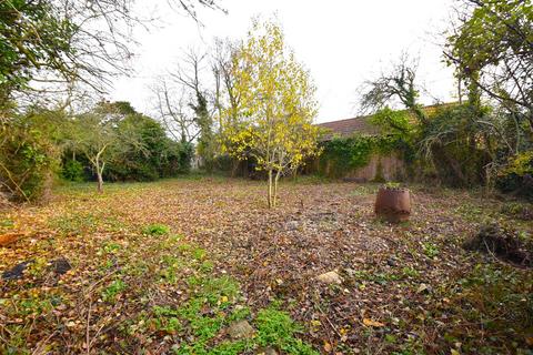 4 bedroom semi-detached house for sale, Ashingdon Road, Rochford