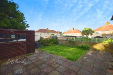 3 bedroom semi-detached house to rent, Cowdray Square Deal CT14