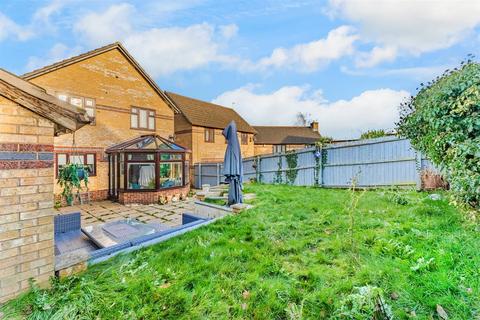 4 bedroom detached house for sale, Thompson Way, Kettering NN15