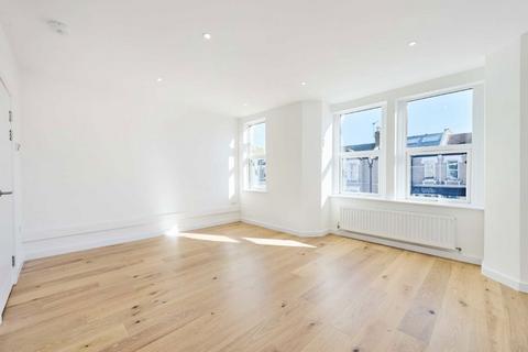 2 bedroom flat to rent, Ivydale Road, London SE15