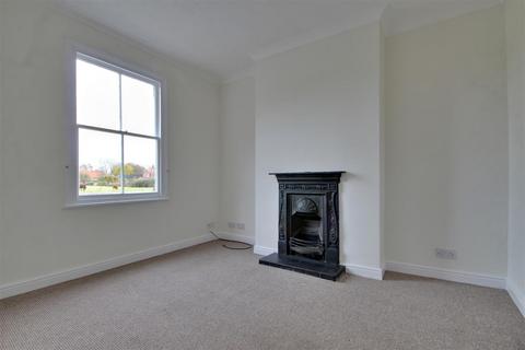 2 bedroom terraced house for sale, Long Lane, Beverley