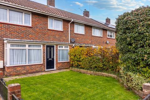 3 bedroom house for sale, Graffham Close, Crawley, West Sussex, RH11