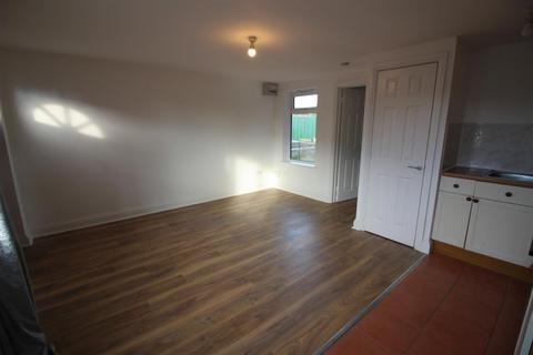 1 bedroom maisonette to rent, Chaloner Road, Aylesbury