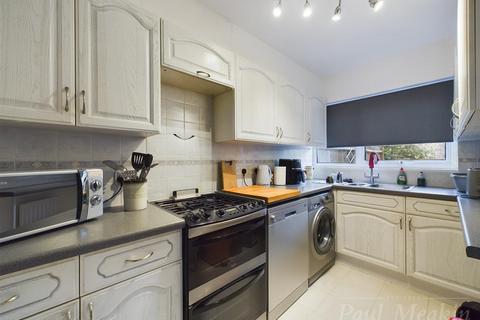 109 Friars Wood, Croydon, CR0 9JL