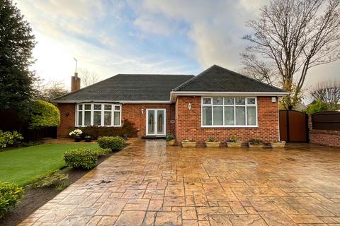 3 bedroom detached bungalow for sale, Liverpool Road, Southport PR8