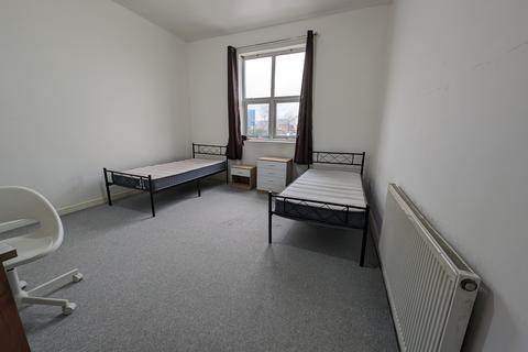 3 bedroom flat to rent, Birchfield Road, Birmingham B19