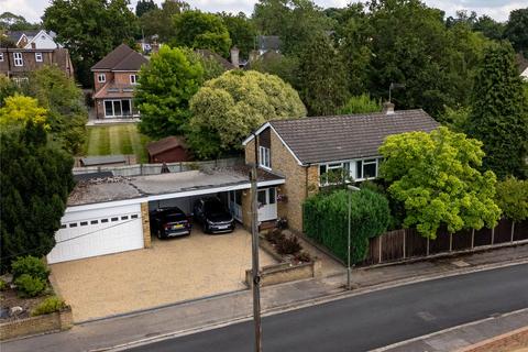 4 bedroom detached house for sale, Trystings Close, Claygate, Esher, KT10