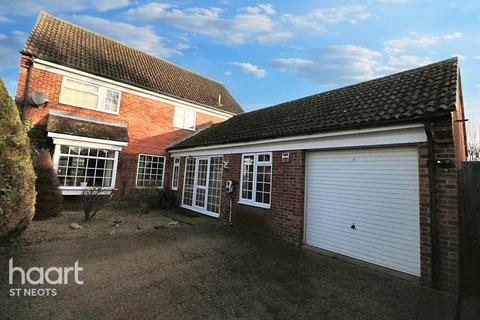 5 bedroom detached house for sale, Dovehouse Close, St Neots