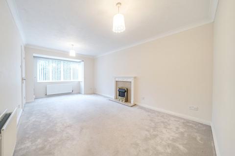 3 bedroom detached house for sale, Pannells Close, Chertsey, KT16