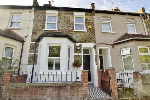 2 bedroom house to rent, King George Avenue, E16 3HP