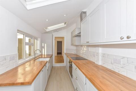 3 bedroom terraced house for sale, Victoria Street, Whitstable, Kent