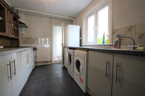 4 bedroom house to rent, Roundhill Crescent, Brighton