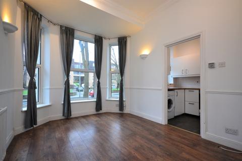 1 bedroom flat to rent, Widmore Road Bromley BR1