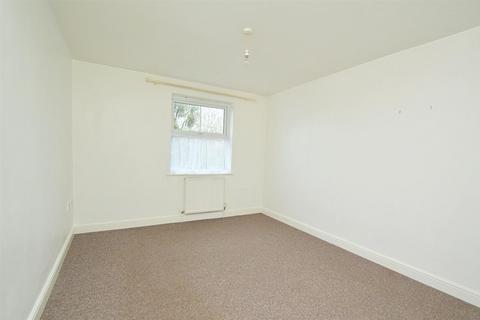 2 bedroom flat for sale, CHAIN FREE * SANDOWN