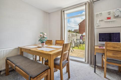 3 bedroom end of terrace house for sale, Monksfield Way, Slough SL2