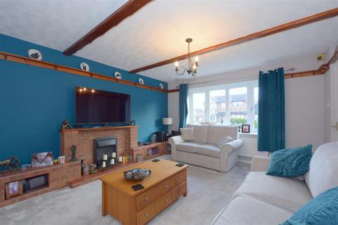 4 bedroom detached house for sale, Sedgeford Drive, off Portland Crescent, Shrewsbury