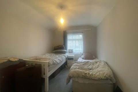 71 Peacock Street, Gravesend, DA12 1EG