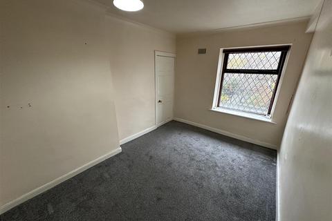 2 bedroom terraced house to rent, Moorbottom, Honley