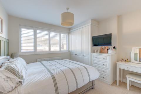 2 Beverley Close, Astwood Bank, Redditch, B96 6DX